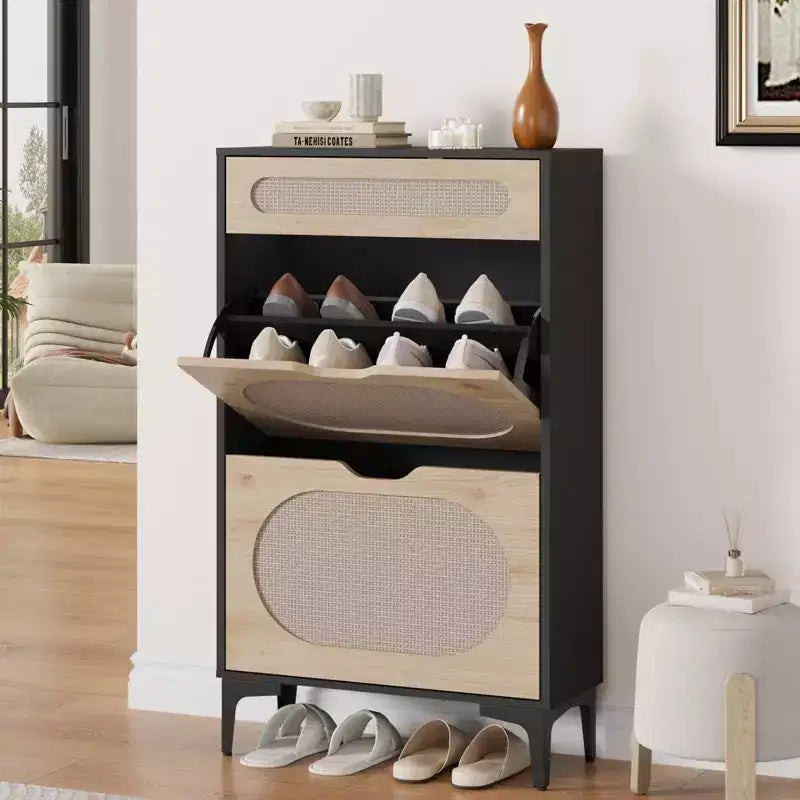 Scarpiera in Rattan con 2 Cassetti a Ribalta e 1 Cassetto Estraibile, Mobile Contenitore per Scarpe, Scaffale Regolabile a 3 Posizioni, Scarpiera Stretta per Ingresso